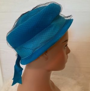 Union made vintage turquoise paisley hat